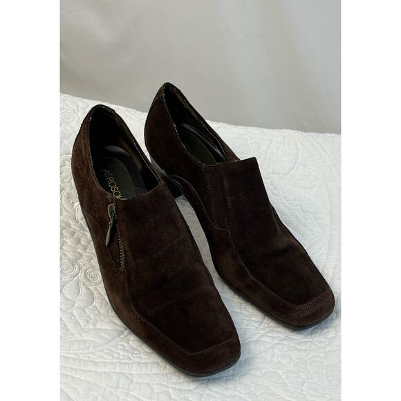 AEROSOLES Shoes - Aerosoles Women's Size 8 Brown Suede Slip On Dress or Business Heels